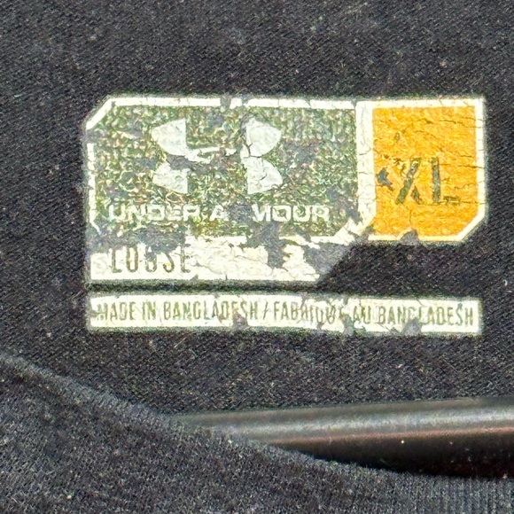 Under Armour Mens T-Shirt with Largemouth Bass Mens XL - Picture 3 of 3